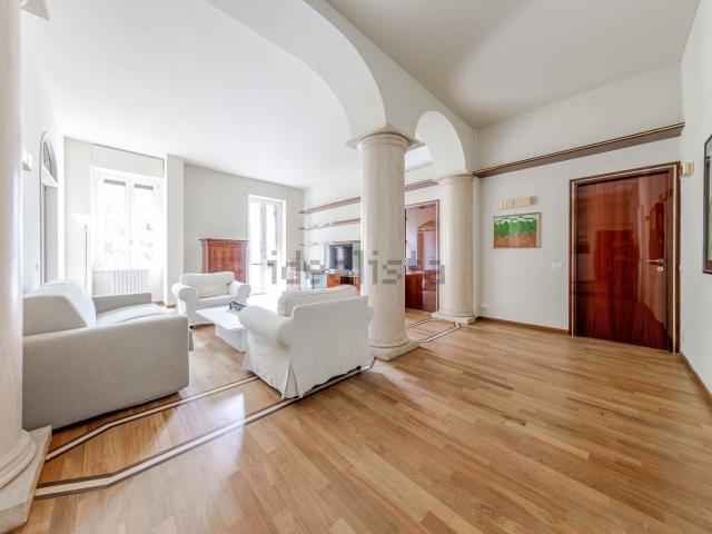 Appartamento in affitto di 120 m² in Via Anfiteatro, 5