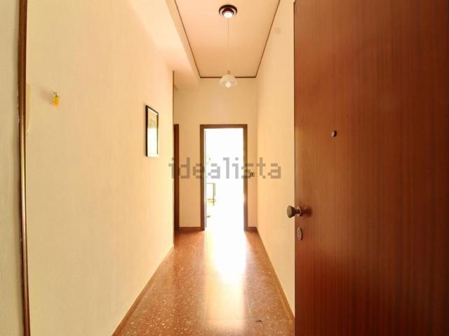 Appartamento in affitto di 120 m² in Via Achille Sacchi, 1