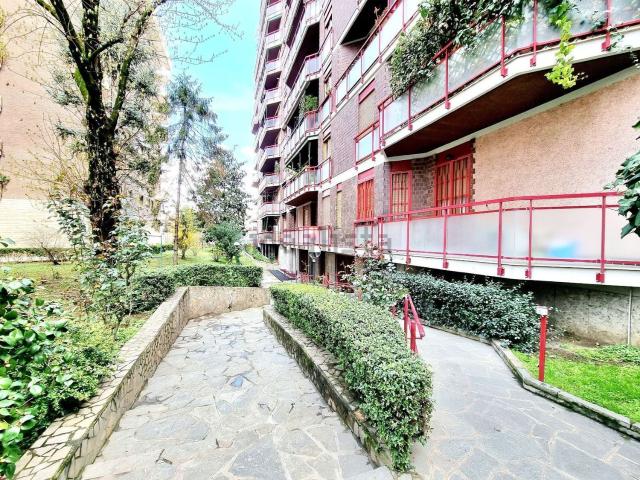Appartamento in affitto di 120 m² in Via Adeodato Ressi, 32
