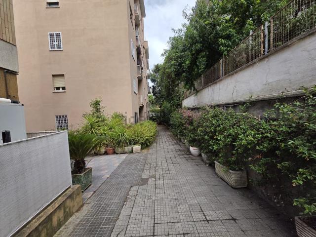 Appartamento in affitto di 120 m² in Via Armando di Tullio