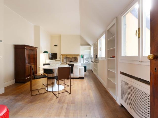 Appartamento in affitto di 120 m² in Via Bagutta