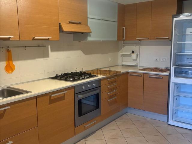 Appartamento in affitto di 120 m² in Via Benedettine