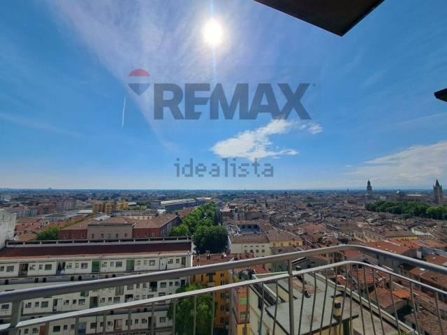 Appartamento in affitto di 120 m² in Via Giuseppe Verdi, 25