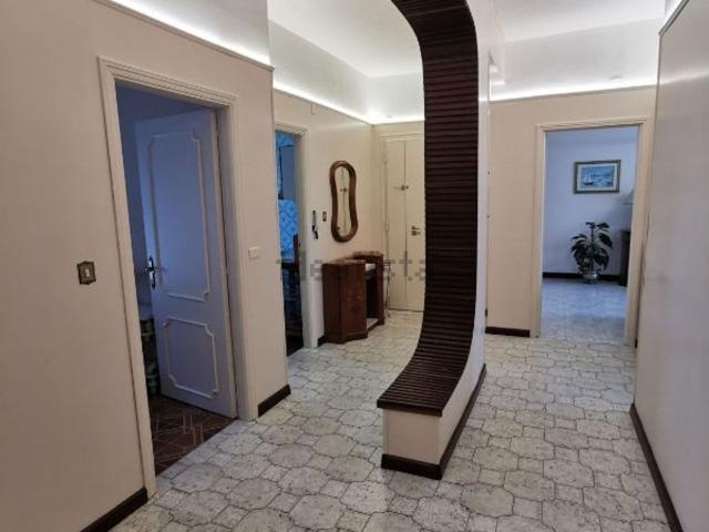 Appartamento in affitto di 120 m² in Via Giorgio Amendola