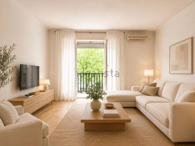 Appartamento in affitto di 120 m² in Via Giovanni da Procida, 21