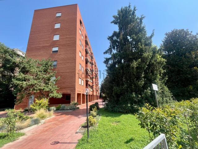Appartamento in affitto di 120 m² in Via Don Giuseppe Giovine