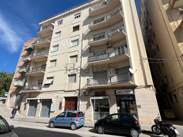 Appartamento in affitto di 120 m² in Via dei Cappuccini, 54
