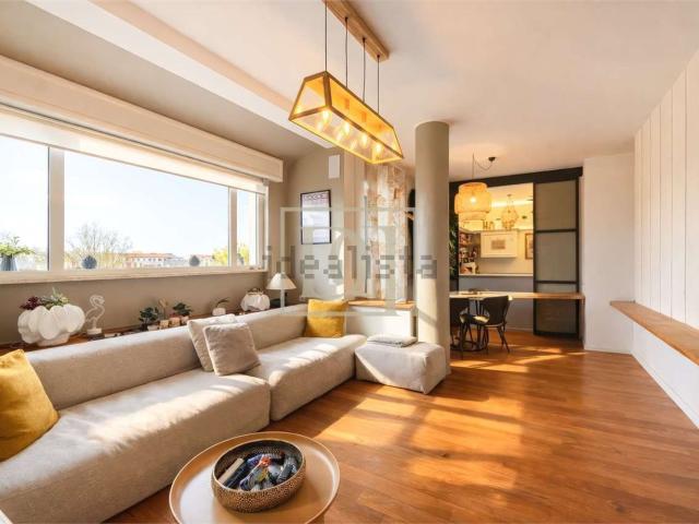 Appartamento in affitto di 120 m² in Via Emilio Morosini, 14