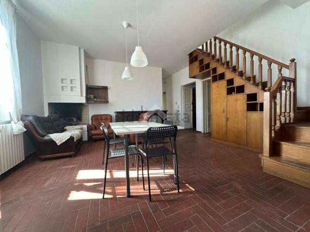 Appartamento in affitto di 120 m² in Via Eugubina, 20