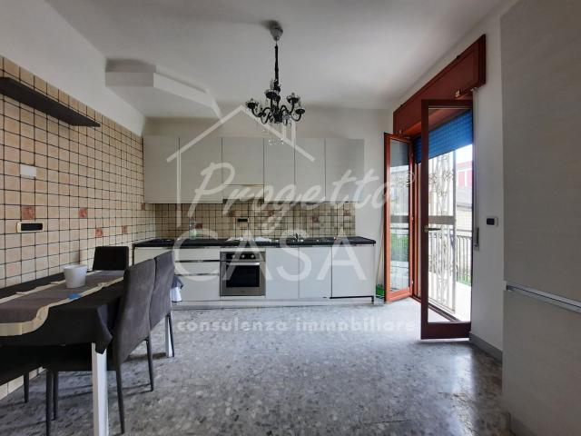 Appartamento in affitto di 120 m² in Via Filippo Turati, 76