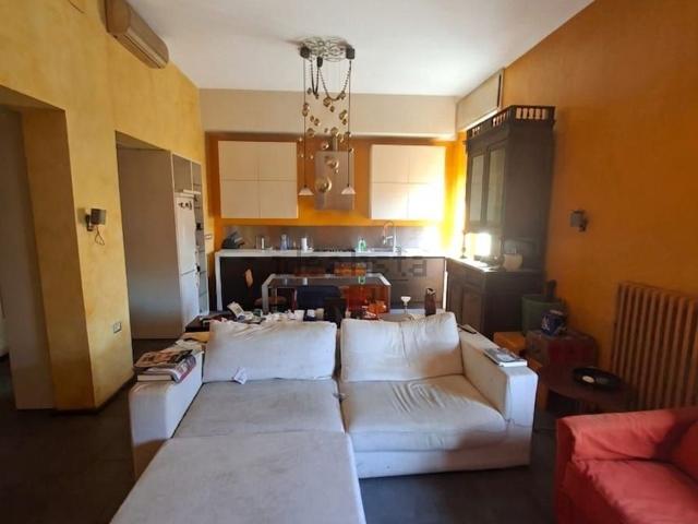 Appartamento in affitto di 120 m² in Via Firenze