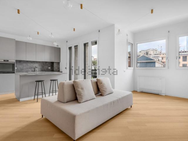 Appartamento in affitto di 120 m² in Via Francesco Filelfo, 10