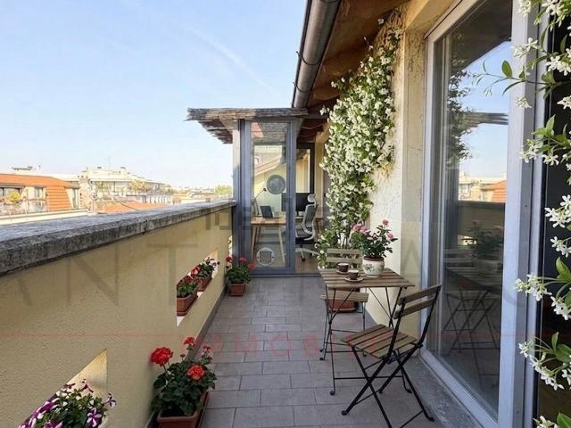 Appartamento in affitto di 120 m² in Via Lesmi