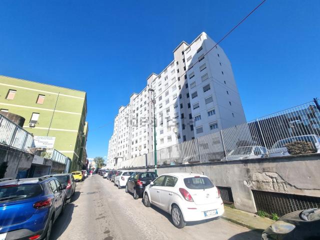 Appartamento in affitto di 120 m² in Via Monfalcone, 37