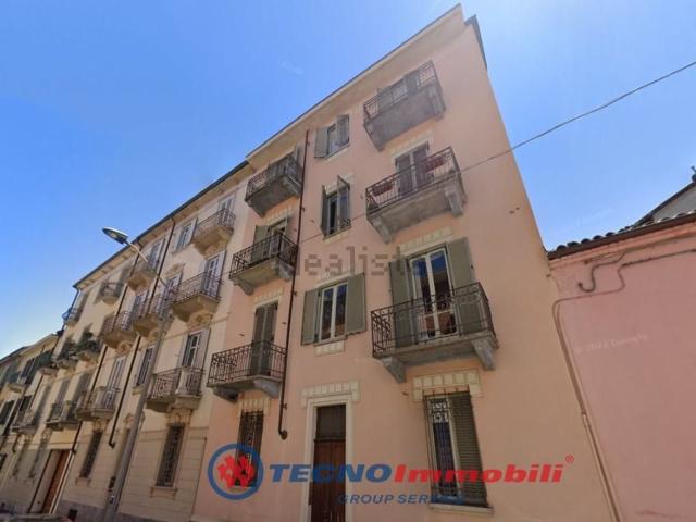 Appartamento in affitto di 120 m² in Via Montemagno
