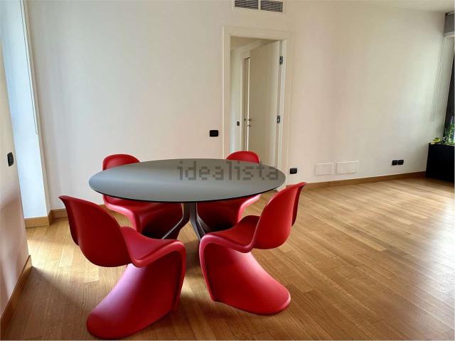 Appartamento in affitto di 120 m² in Via Marco Ulpio Traiano, 35