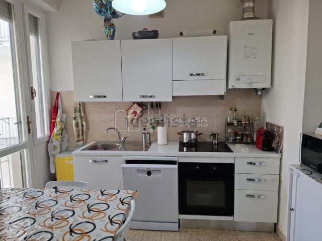 Appartamento in affitto di 120 m² in Via Nino Bixio