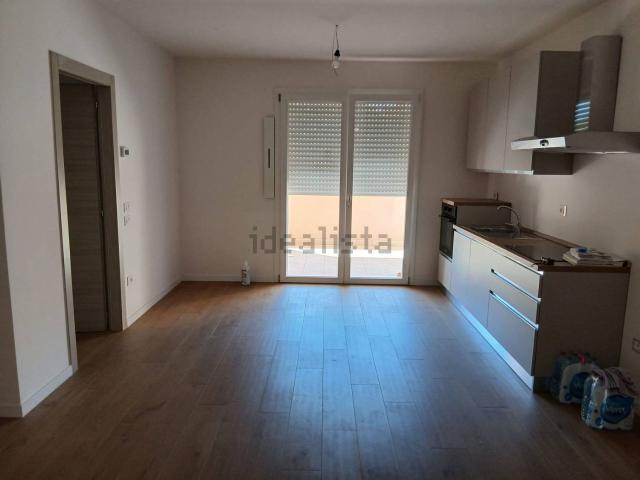 Appartamento in affitto di 100 m² in Via S. Botticelli