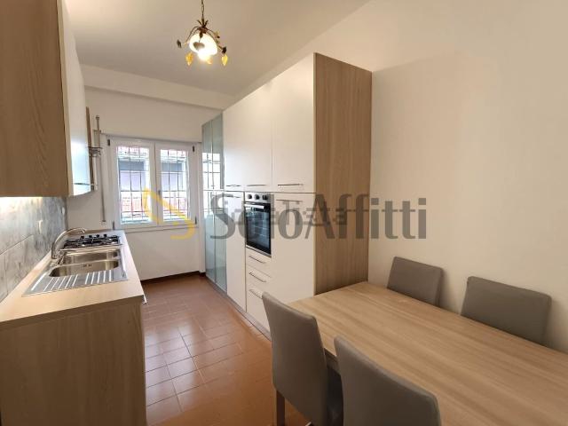 Appartamento in affitto di 120 m² in Via Silvestro Gherardi, 111