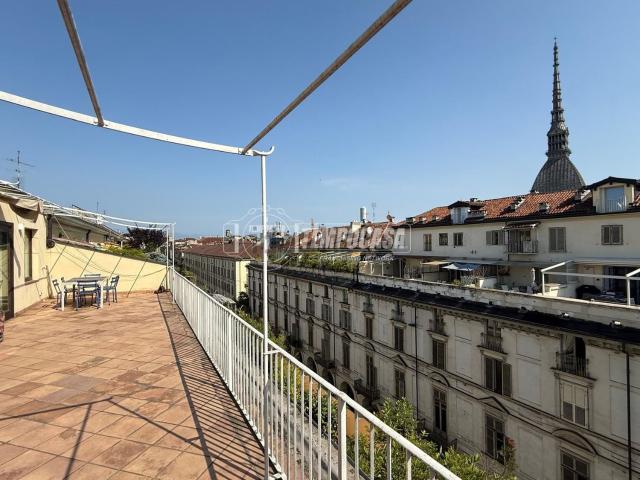 Appartamento in affitto di 120 m² in Via Po, 38