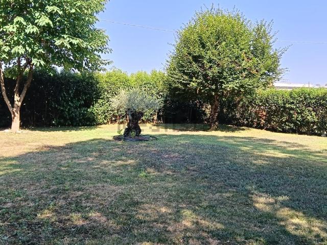 Appartamento in affitto di 120 m² in Via Piave
