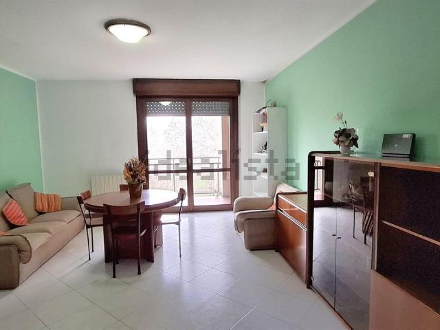 Appartamento in affitto di 120 m² in Via Pier Francesco Cittadini, 4