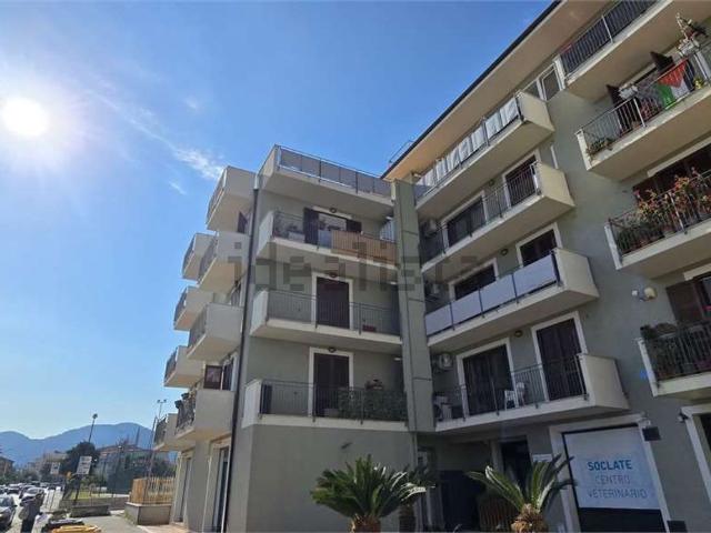 Appartamento in affitto di 120 m² in Via Pio la Torre, 28
