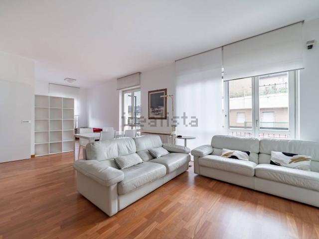 Appartamento in affitto di 120 m² in Via Privata Antonio Smareglia, 1