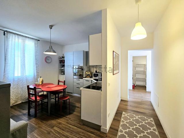 Appartamento in affitto di 120 m² in Via Roma