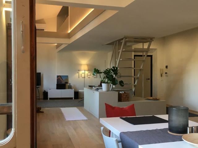Appartamento in affitto di 120 m² in Via RONDINELLI