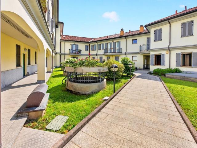 Appartamento in affitto di 120 m² in Via Tommaso Grossi, 7