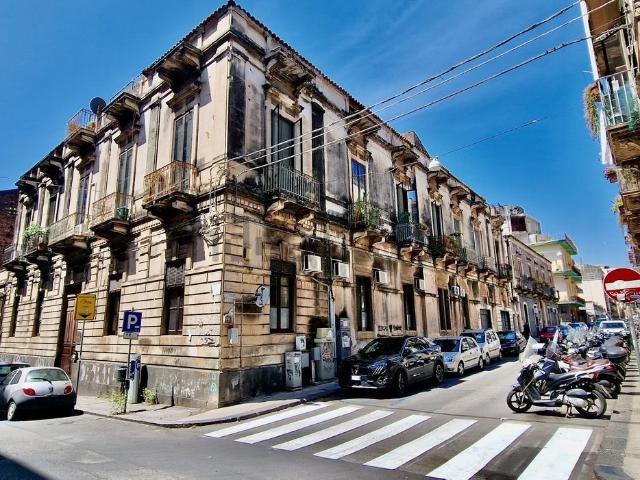 Appartamento in affitto di 120 m² in Via Vincenzo Giuffrida, 45