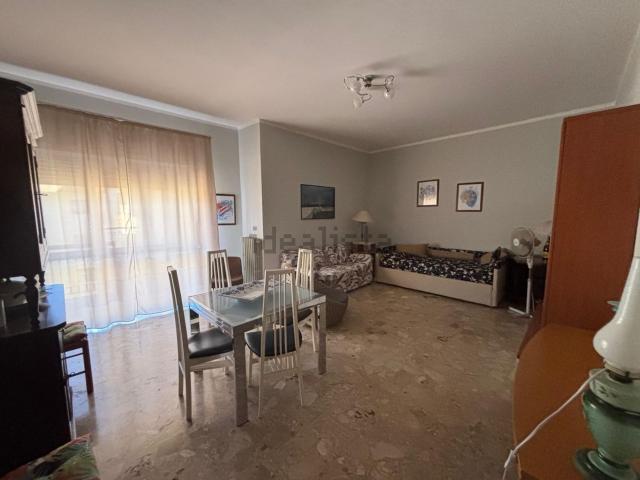 Appartamento in affitto di 120 m² in Via XX Settembre