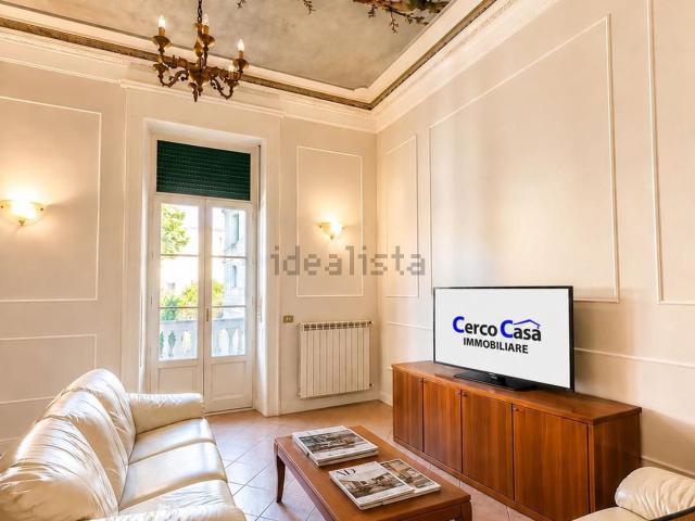 Appartamento in affitto di 120 m² in Viale Ugo Petrella, 24