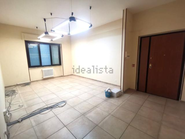 Appartamento in affitto di 120 m² in Viale Dante