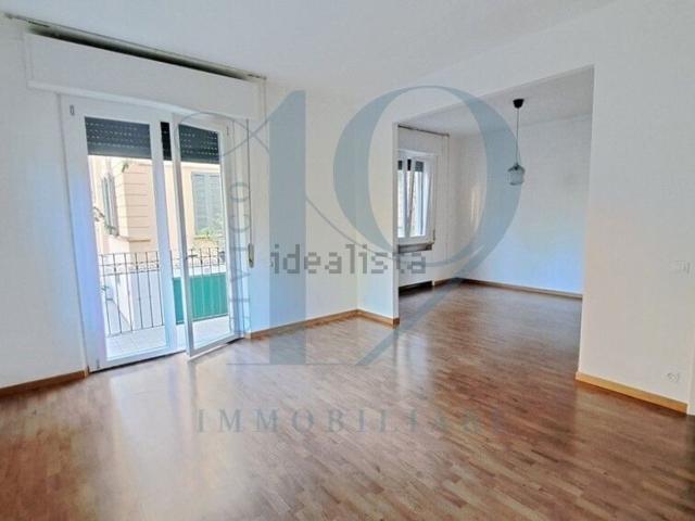 Appartamento in affitto di 120 m² in Viale Solferino