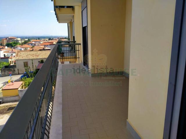 Appartamento in affitto di 120 m² in Vico Pozzo Nuovo