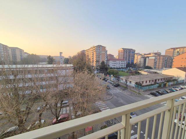 Appartamento in affitto di 121 m² in Via Gaetano Mosca, 18