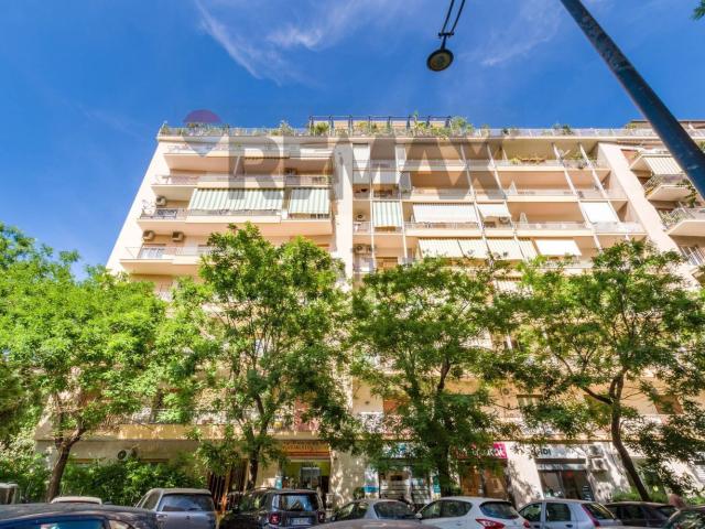 Appartamento in affitto di 121 m² in Via del Bersagliere, 71