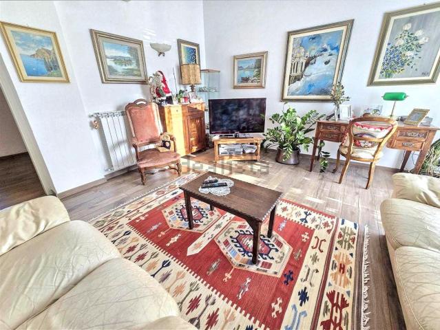 Appartamento in affitto di 122 m²