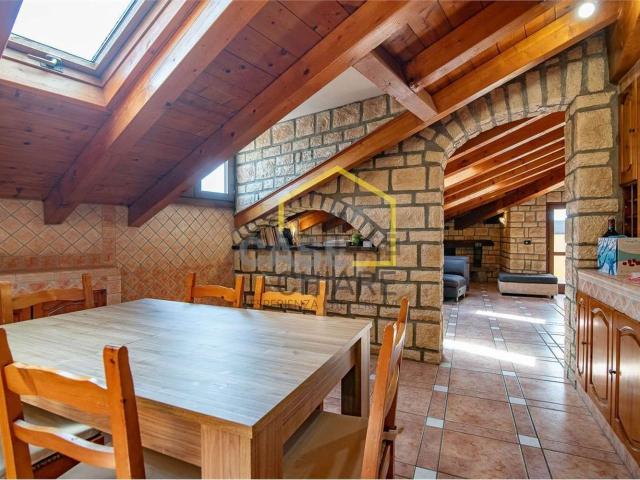 Appartamento in affitto di 122 m² in Via Binasco, 40