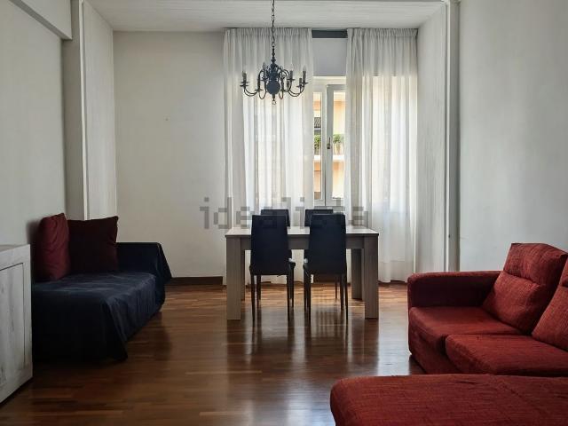 Appartamento in affitto di 123 m² in Via del Risorgimento