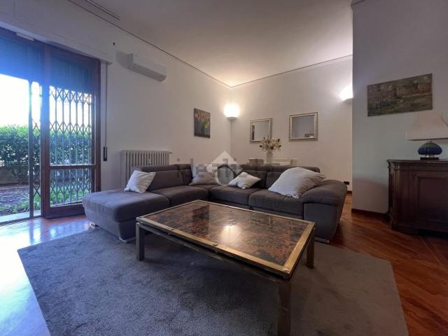 Appartamento in affitto di 123 m² in Via Unione Sovietica, 23
