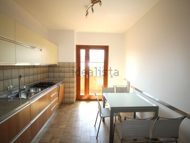 Appartamento in affitto di 123 m² in Vicolo Riviera, 11