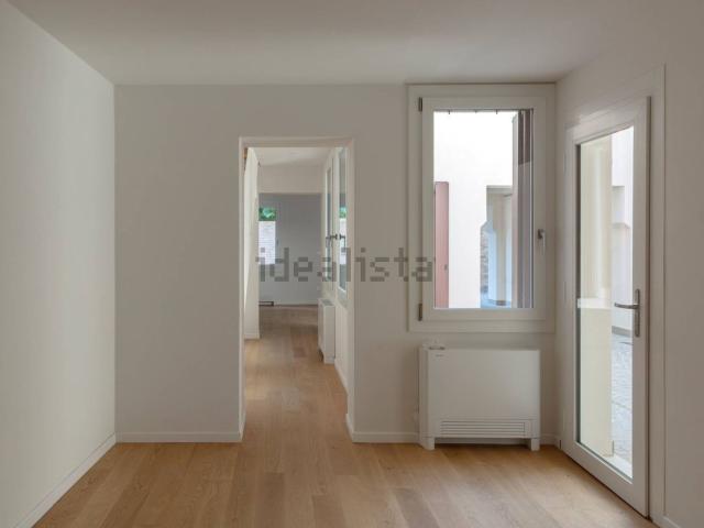 Appartamento in affitto di 124 m²