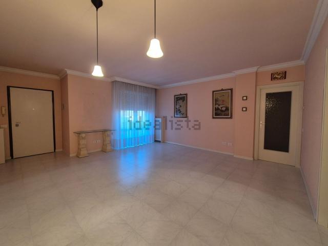 Appartamento in affitto di 125 m²