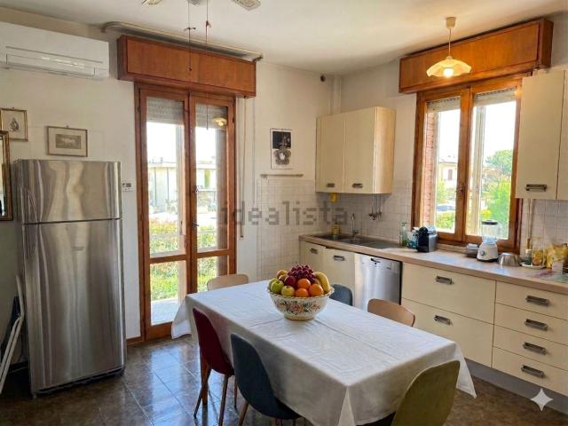 Appartamento in affitto di 125 m² in Via G. Vico
