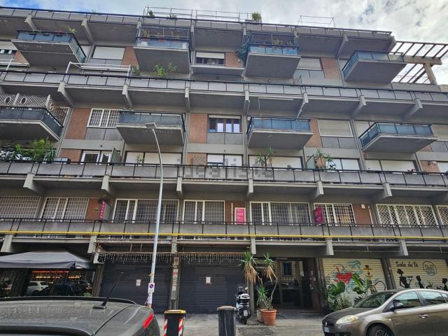Appartamento in affitto di 125 m² in Via Giuseppe Giulietti