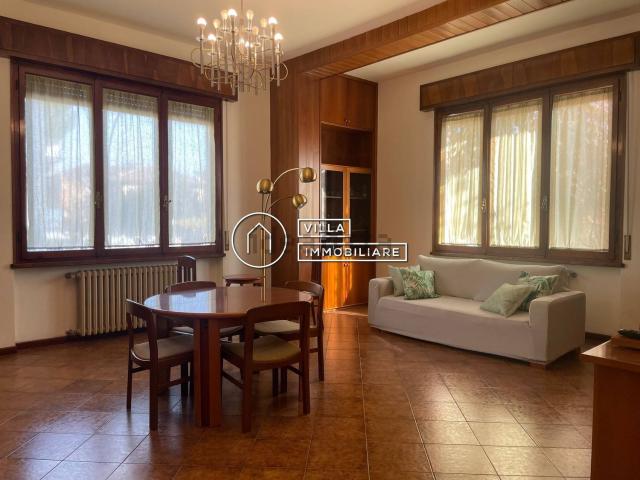 Appartamento in affitto di 125 m² in Via Giovanni Cucchiari, 6
