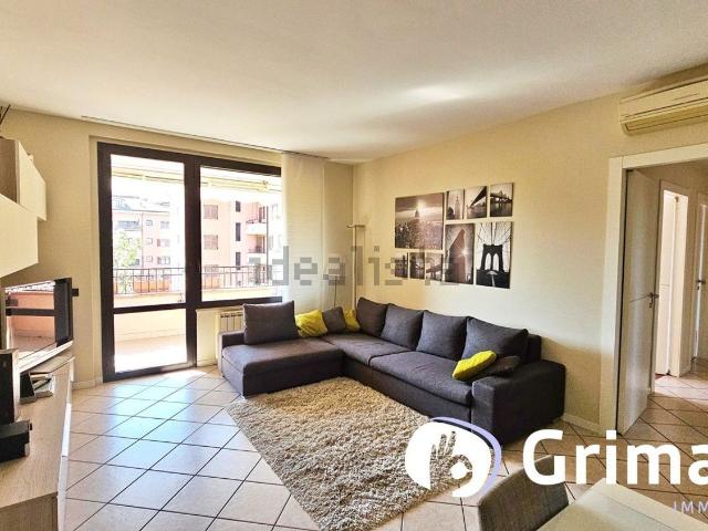 Appartamento in affitto di 125 m² in Via Fedor Dostoevskij